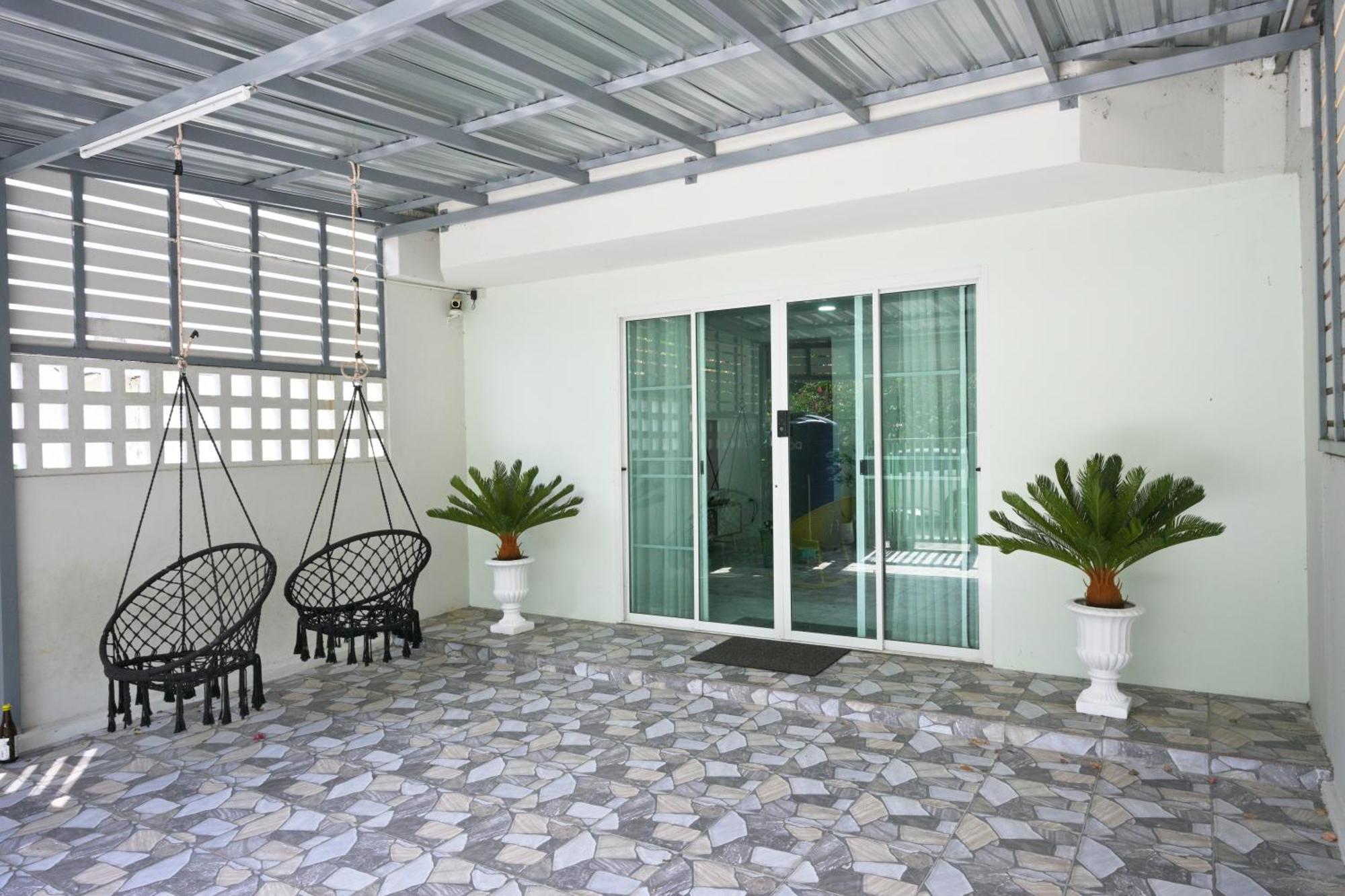 Eco-friendly House Near Street Food Quiet Area *